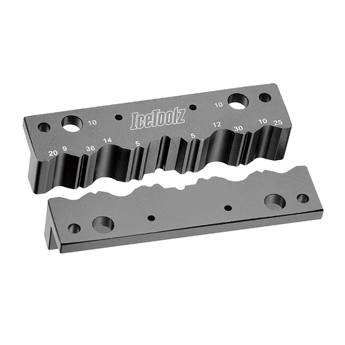 E122 Axle Vise